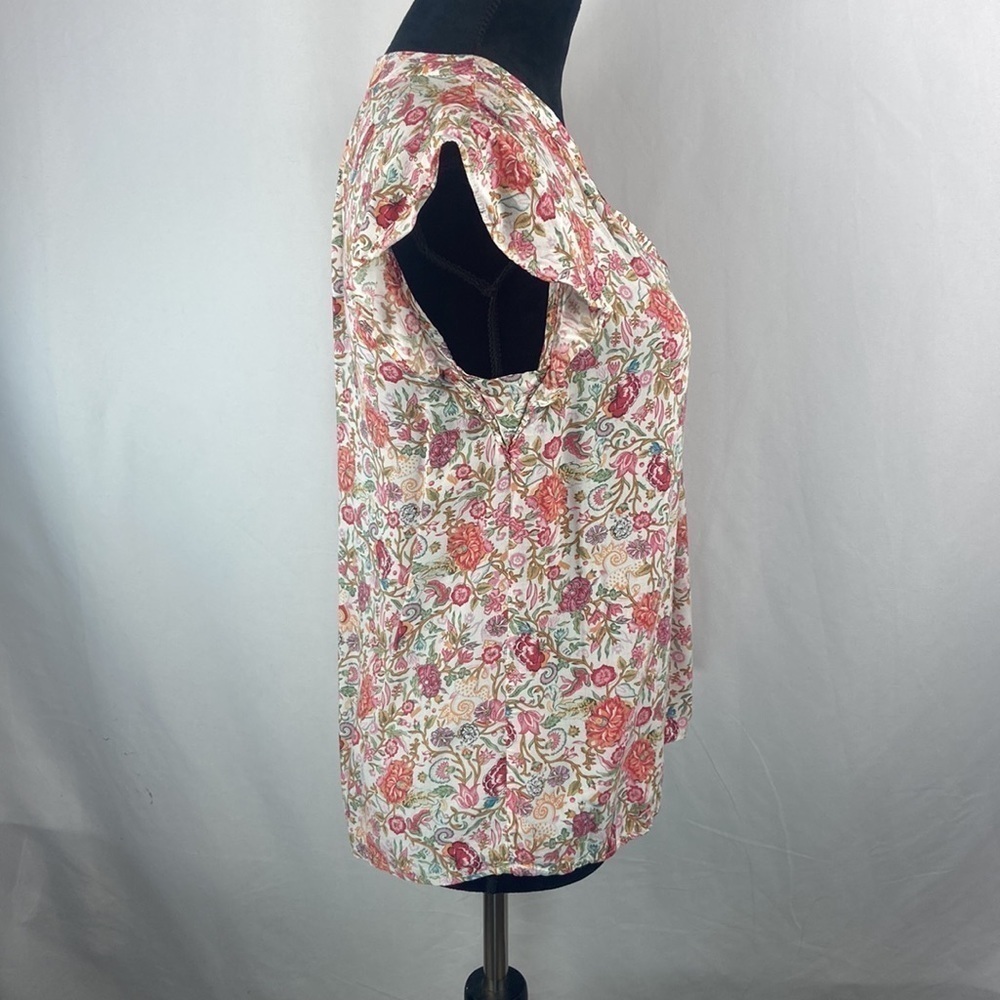 Kenar Floral Printed Flowy Blouse - Picture 5 of 7